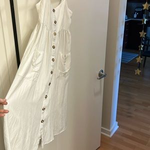 White midi sun dress. Perfect for vacation or brides!